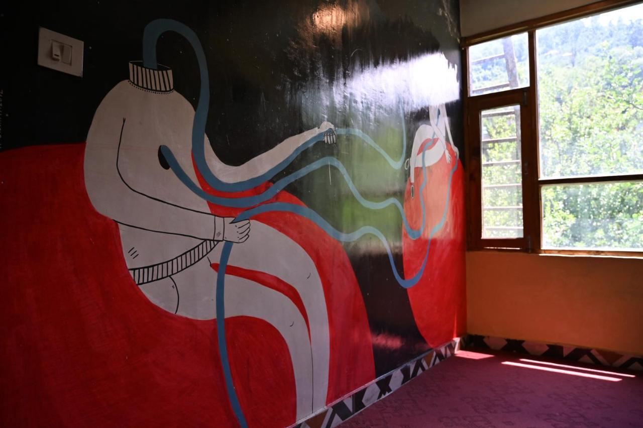 Indian Backpackers Hostel Manāli Kültér fotó